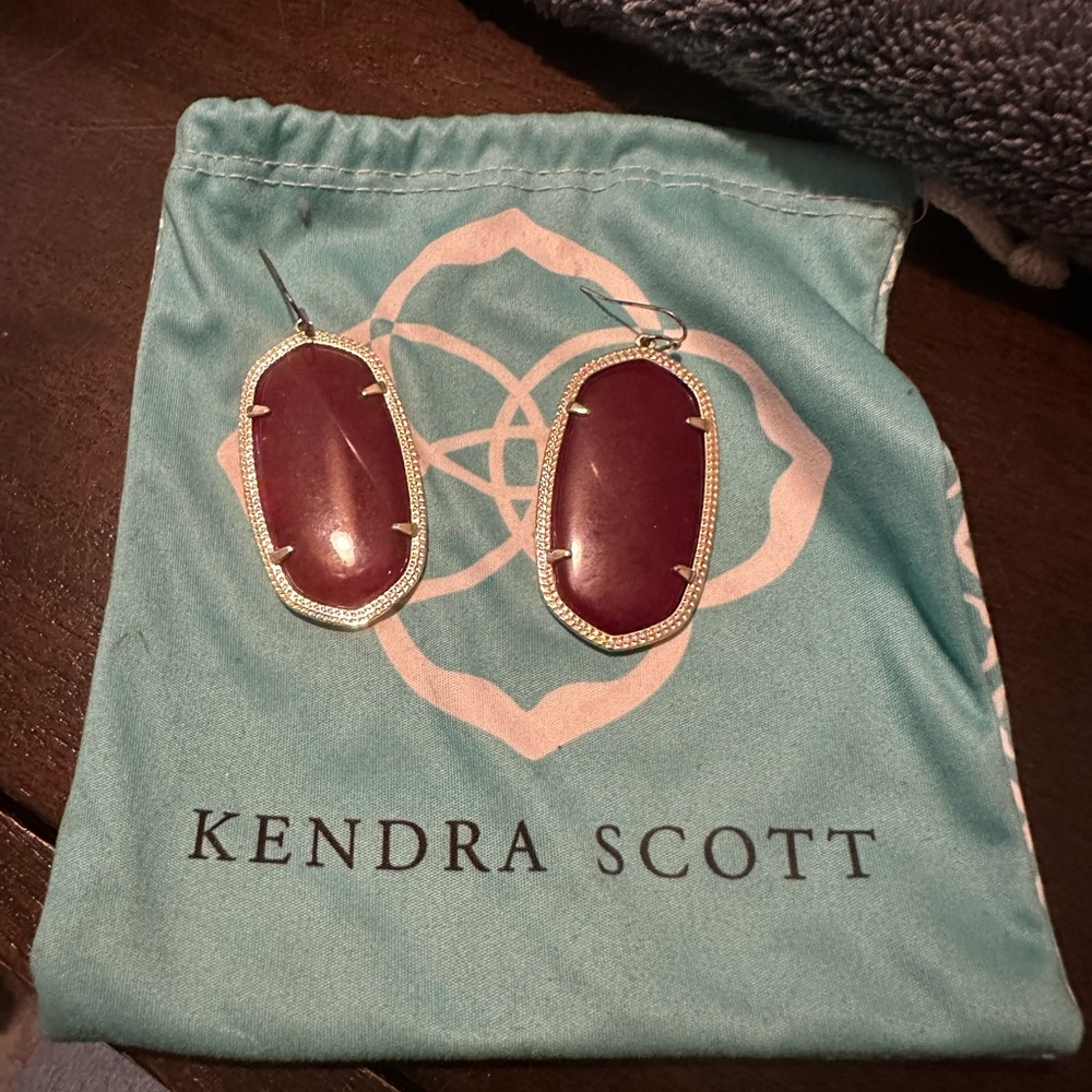 Kendra Scott Danielle earrings